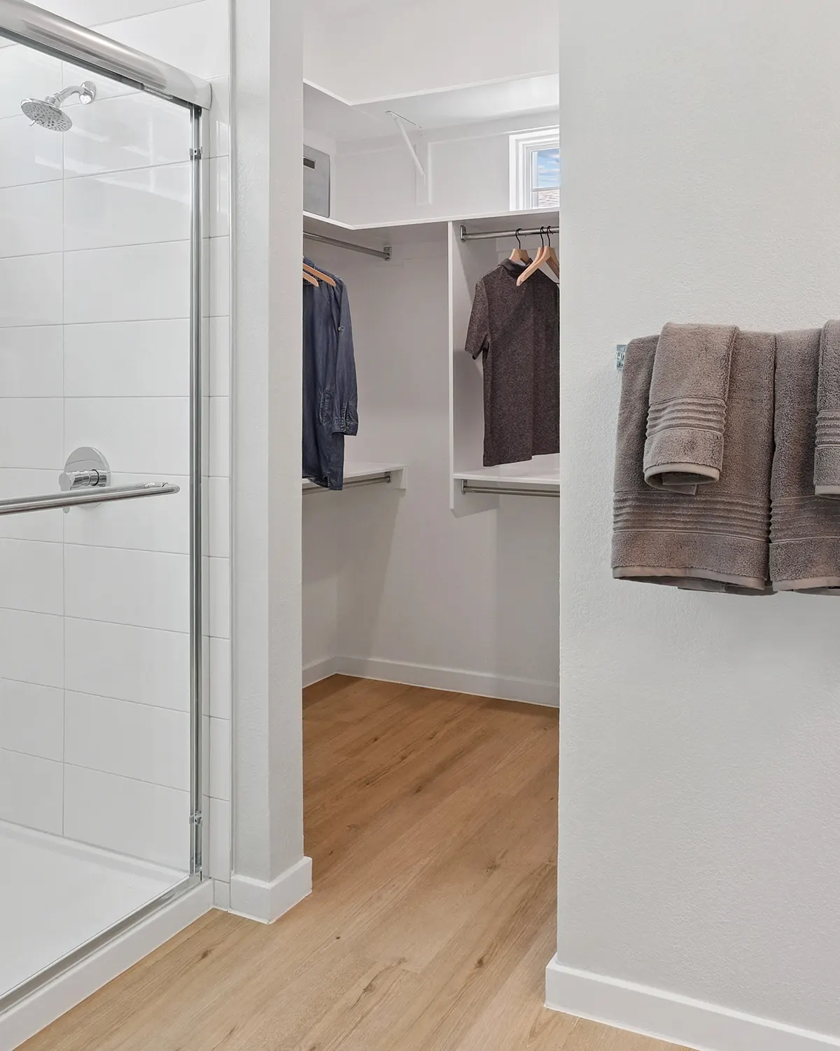 Village at Golden Triangle walk-in closet - Fort Worth, TX